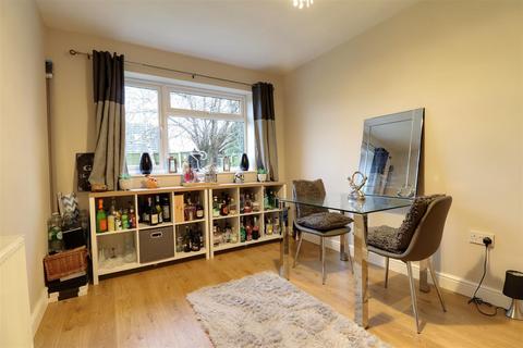 8 Addison Close, Wistaston, Crewe, CW2 8BY