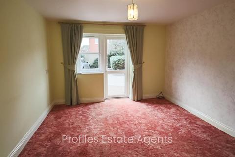 1 bedroom flat for sale - Saffron Court, High Street, Barwell, Leicester