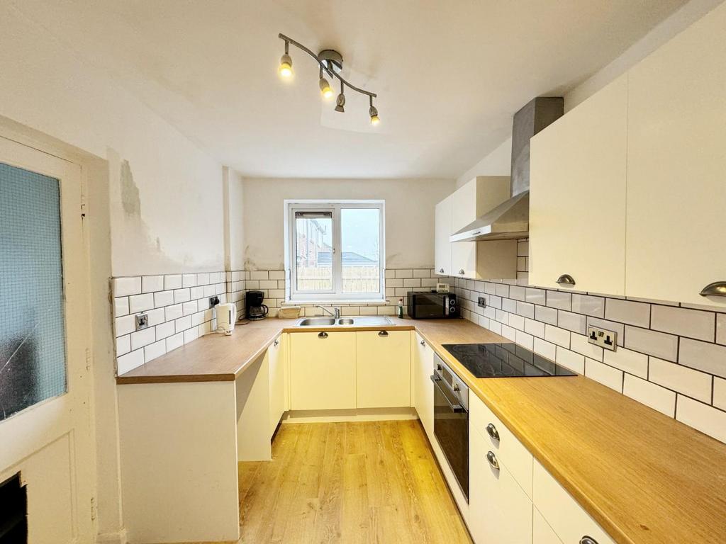 Sycamore Road, Fishburn, StocktonOnTees 3 bed semidetached house for