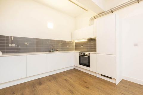 1 bedroom apartment to rent, E8