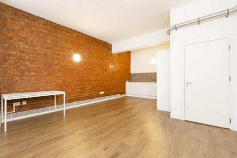 1 bedroom apartment to rent, E8