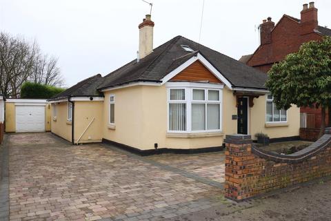 4 bedroom detached bungalow for sale, Brookland Road, Walsall Wood