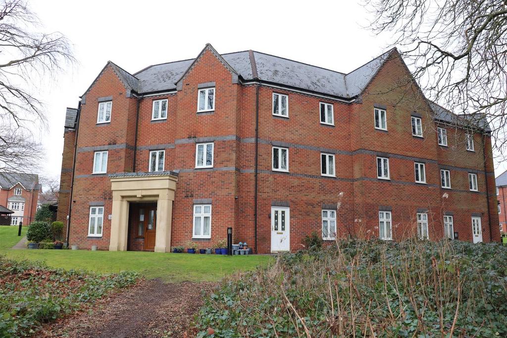 Loriners Grove, Walsall 2 bed apartment for sale £175,000