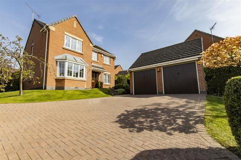 4 bedroom detached house for sale, Oadby Drive, Hasland, Chesterfield