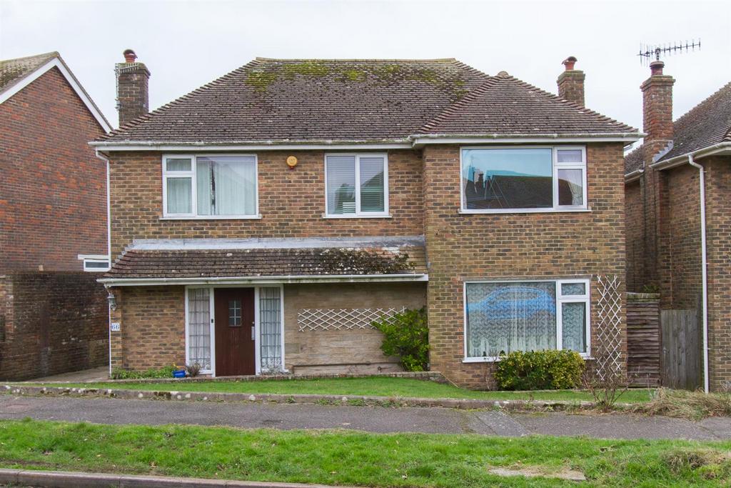 Cuckmere Road, Seaford BN25 3 bed detached house for sale £500,000