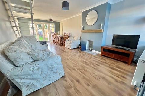 12 Hillside Road, Southminster, CM0 7AL