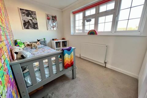 12 Hillside Road, Southminster, CM0 7AL
