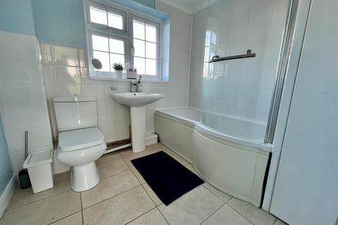 12 Hillside Road, Southminster, CM0 7AL