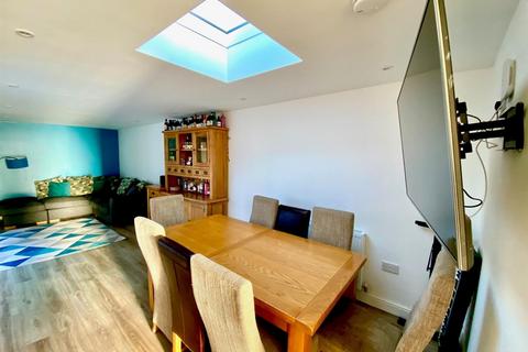 23 Cranesbill Road, Lowestoft, NR33 7EB