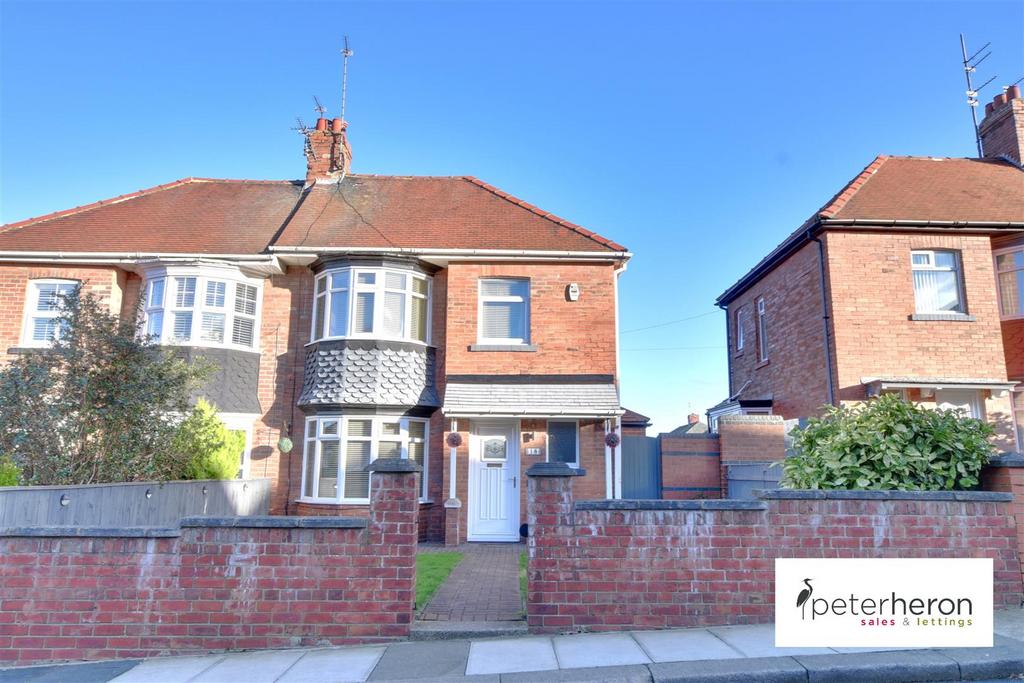 Dunmore Avenue, Seaburn, Sunderland 3 bed semidetached house for sale