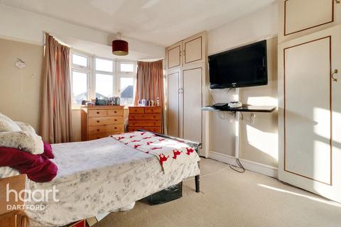 3 bedroom semi-detached house for sale, Brent Lane, Dartford