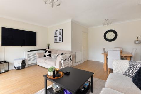 10 Updown Way, Chartham, Canterbury, CT4 7TP