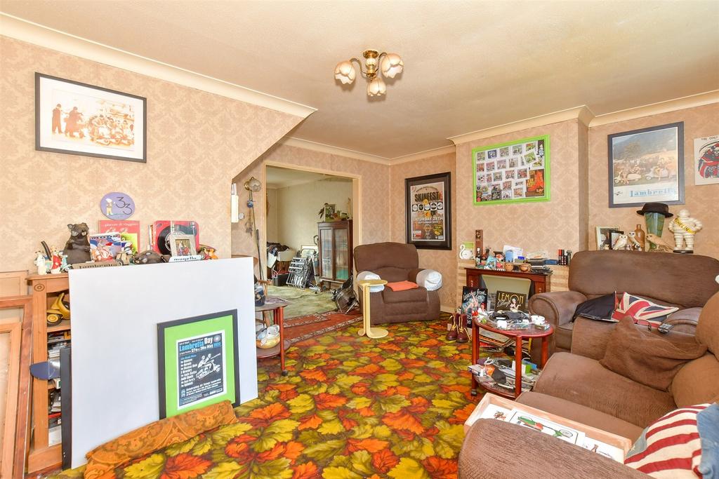 Southbrook Road, Havant, Hampshire 4 bed detached house for sale £400,000