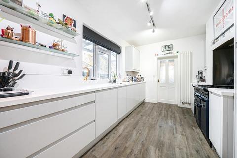 15 Great Elms Road, Bromley, BR2 9NE