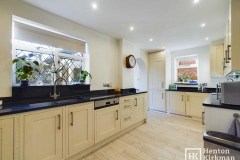 33 Carson Road, Billericay, CM11 1SA