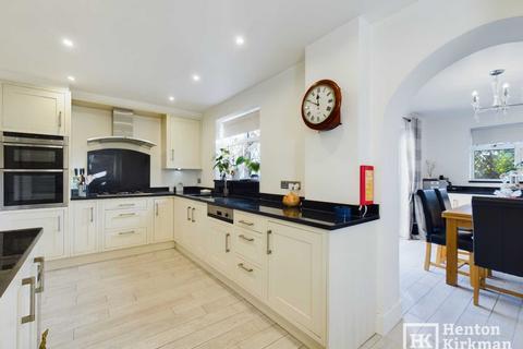 33 Carson Road, Billericay, CM11 1SA