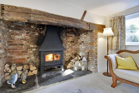 4 bedroom detached house for sale, Broad Street, Sutton Valence, Kent, ME17