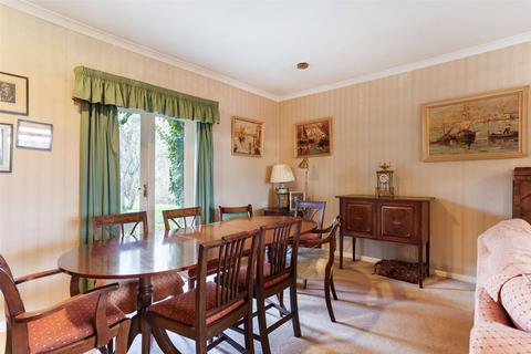 22 Basingstoke Road, Ramsdell, Tadley, RG26 5RB