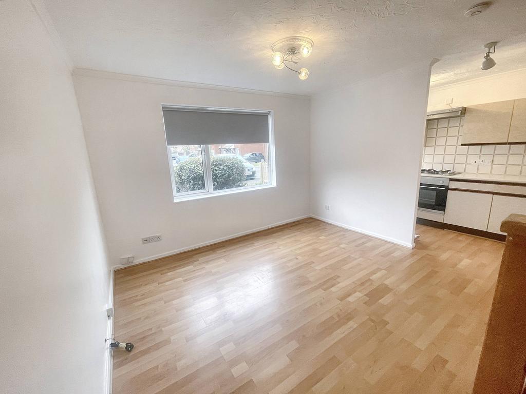 Chickerell Close, Bournemouth BH9 1 bed cluster house to rent £950