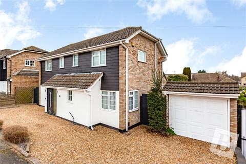 4 Deirdre Close, Wickford, SS12 0AZ