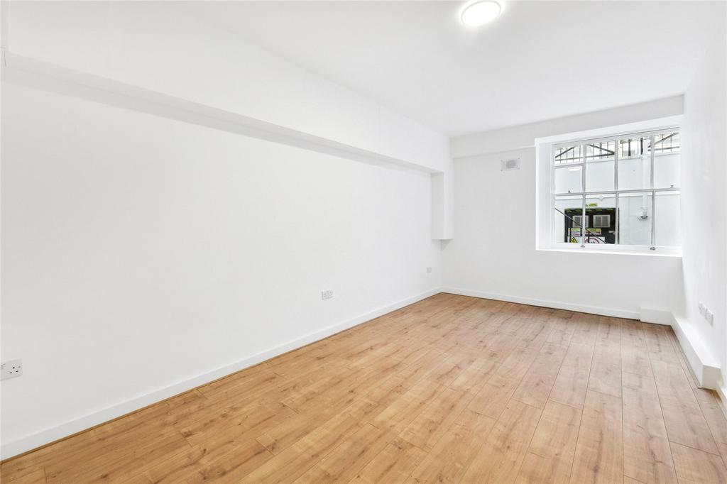 Studio Room