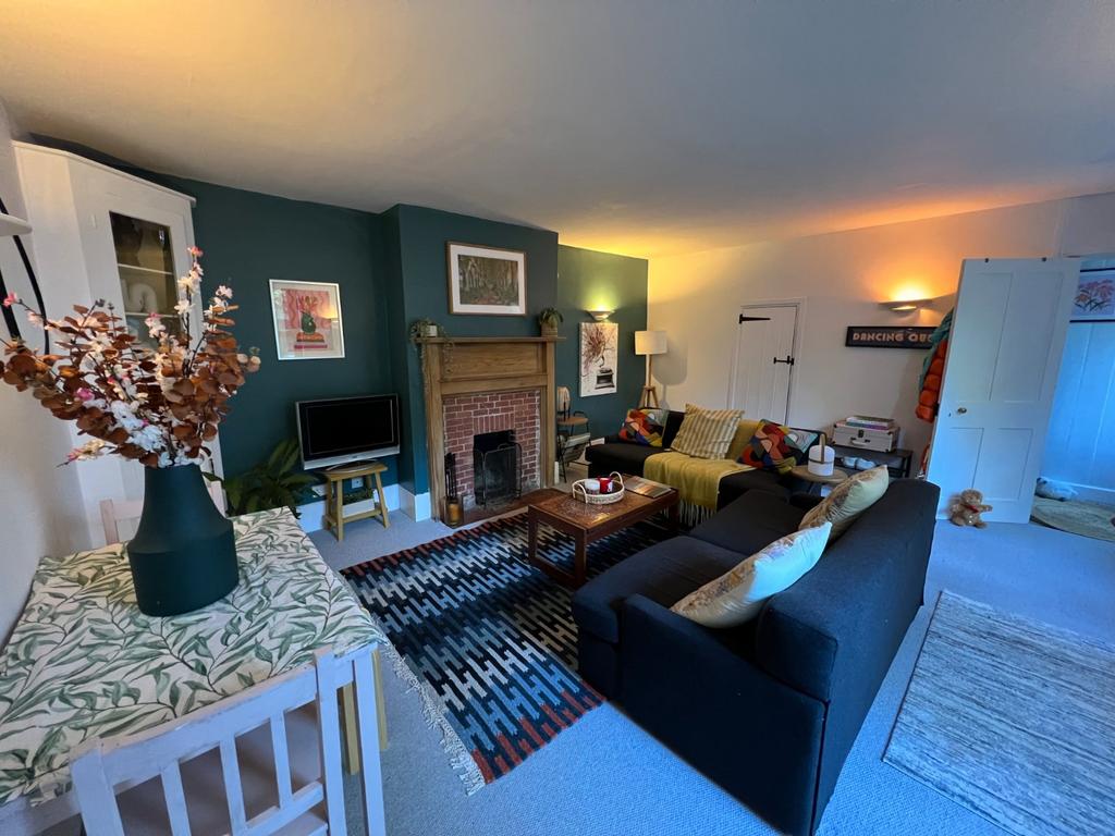 Liverpool Road, Walmer, Deal, Kent, CT14 2 bed semidetached house for sale £365,000