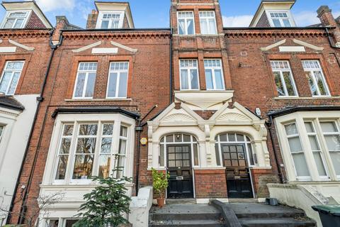First Floor Flat, 40 Adelaide Avenue, London, SE4 1YR