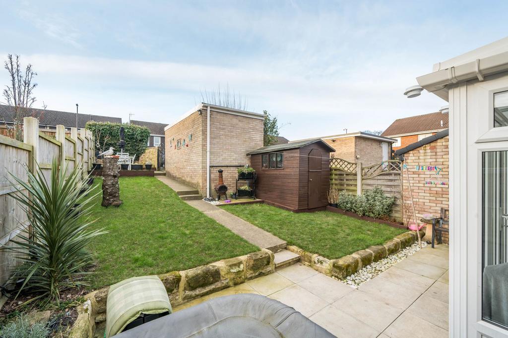 Over Nidd, Harrogate, HG1 3 bed end of terrace house for sale £329,950