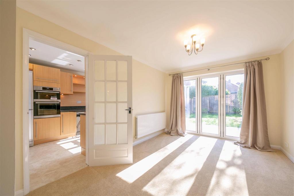 Grove, Merrow Park 5 bed detached house for sale £900,000