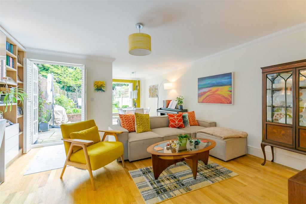 Brook Green, Horsham Road, Shalford, Guildford, Surrey GU4 3 bed