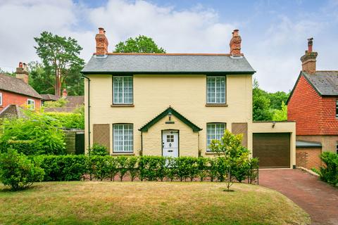 3 bedroom detached house for sale, Blackheath Lane, Blackheath, Guildford GU4