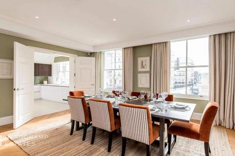 3 bedroom apartment for sale, Chesham Street, Belgravia, SW1X