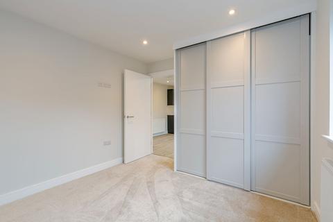 1 bedroom flat for sale, Hereford Close, Guildford, GU2