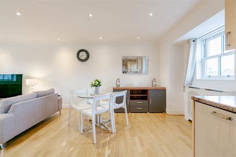 2 bedroom apartment for sale, The Bars, Guildford, GU1