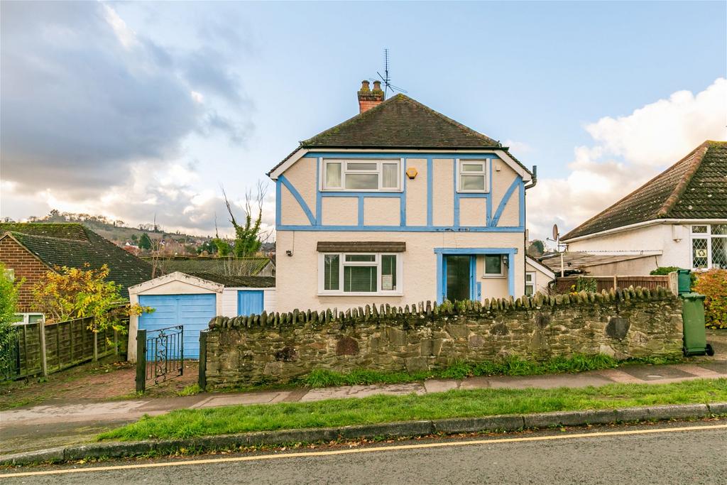 Ridgemount, Guildford, GU2 3 bed detached house for sale £725,000