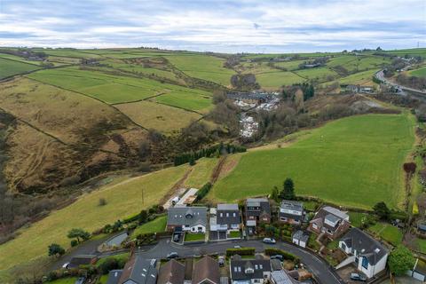 3 bedroom detached house for sale, Broadgate, Dobcross, Saddleworth