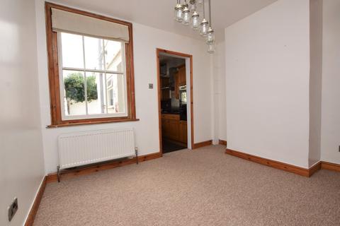 2 bedroom terraced house to rent, Morten Road, Colchester, Essex, CO1