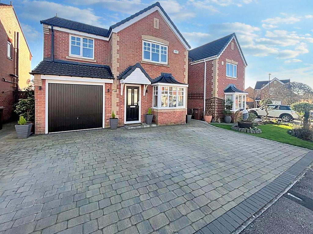 Weymouth Drive, Houghton Le Spring, Tyne and Wear, DH4 7TQ 4 bed detached house for sale £300,000