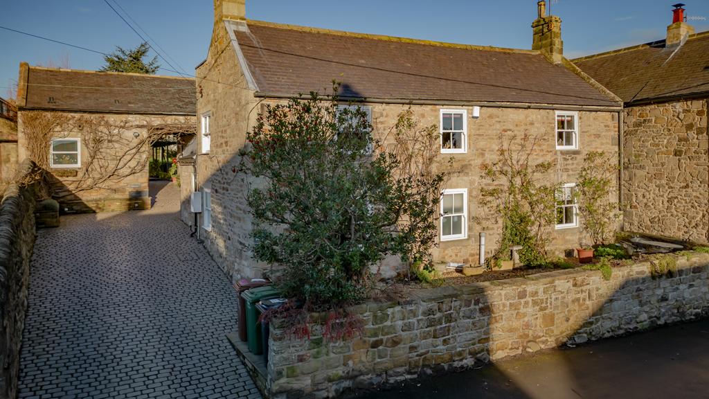Ovington NE42 4 bed detached house for sale £849,950