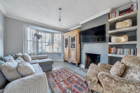10 Sandy Lane, Maybury, Woking, GU22 8AZ