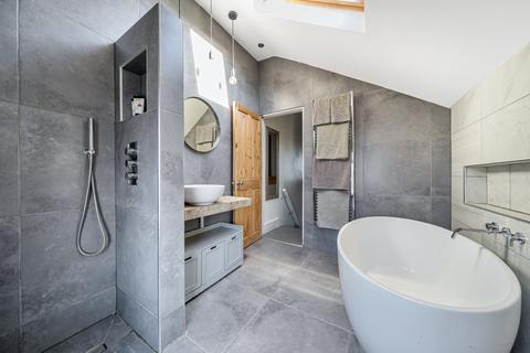 10 Sandy Lane, Maybury, Woking, GU22 8AZ