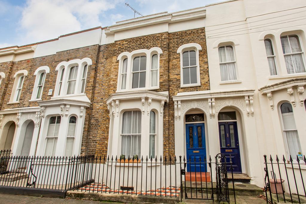 Lichfield Road, E3 3 bed terraced house for sale £1,150,000