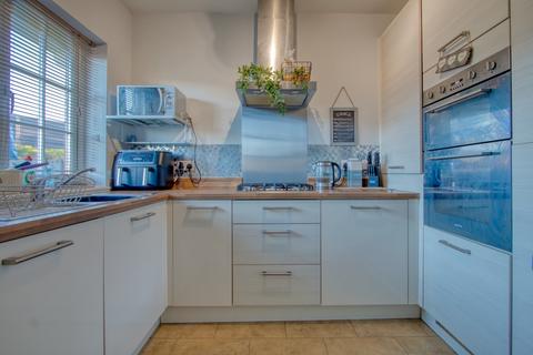 14 Hardys Close, Bathpool, Taunton, TA2 8FQ