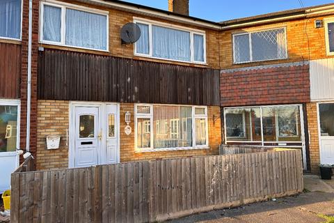 3 bedroom terraced house for sale, Canvey Road, Canvey Island