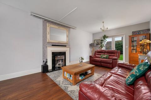 1 Bracken Close, Barleythorpe, Oakham, LE15 7UE