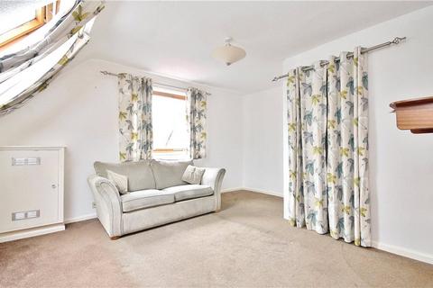 Studio for sale, The Oaks, Moormede Crescent, Staines-upon-Thames, Surrey, TW18