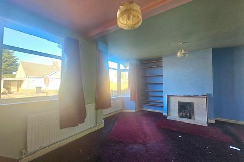 10 Lockwood Close, Northampton, NN2 7SS