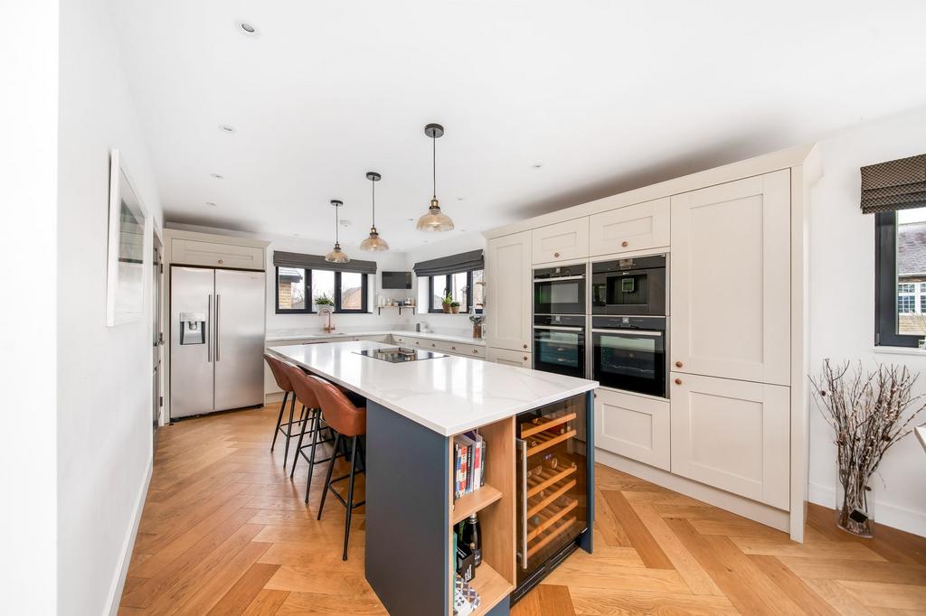 Living/dining kitchen
