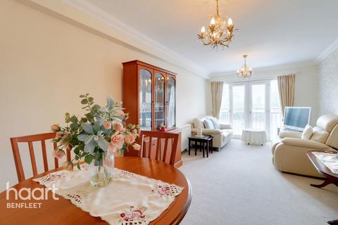 2 bedroom flat for sale - London Road, Benfleet