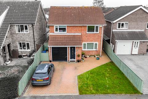 10 Chadwell Springs, Waltham, Grimsby, DN37 0UU